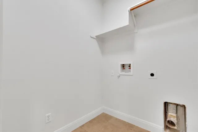 $425,000 | 10808 Timber Circle, Dripping Springs, TX 78620