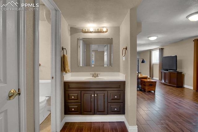 11855 Windmill Road Colorado Springs, CO 80908 - Photo 32 of 40