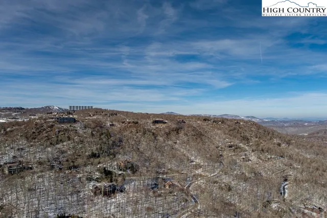 $299,000 | 1040 Club Cliffs Drive, Linville, NC 28646