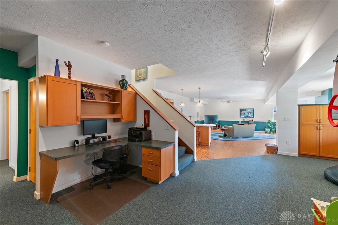 367 Timberleaf Drive Beavercreek, OH 45430 - Photo 63 of 72 Homework area or office nook ...you choose