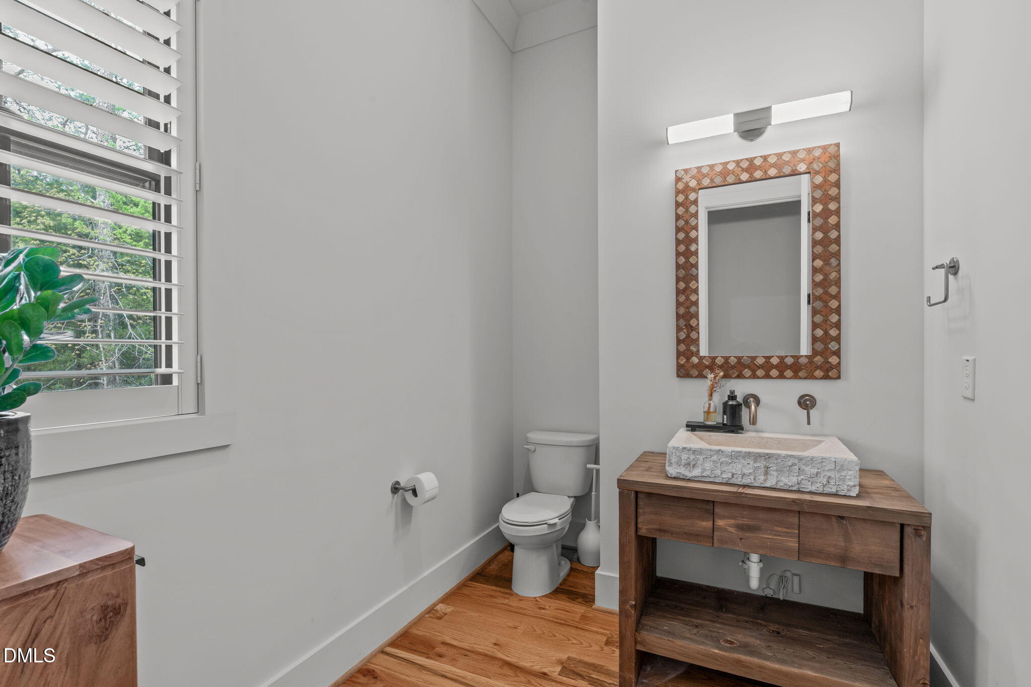 5005 Ten-Ten Road Apex, NC 27539 - Photo 17 of 60 Located just off the entry near the family room, convenient for guest use.