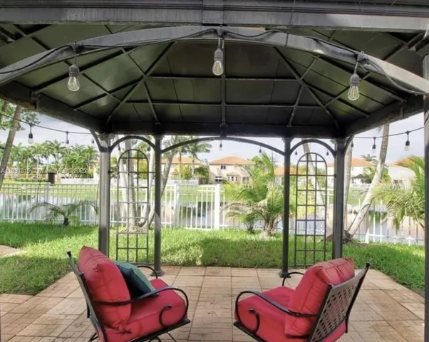 a view of outdoor space yard and patio