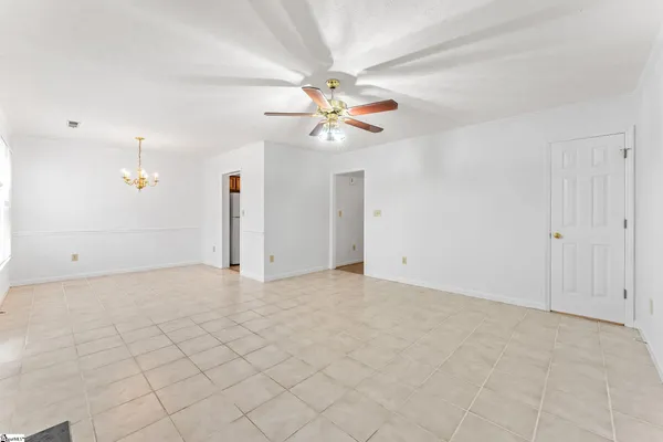 $230,000 | 40 Wood Pointe Drive, Unit 25, Greenville, SC 29615