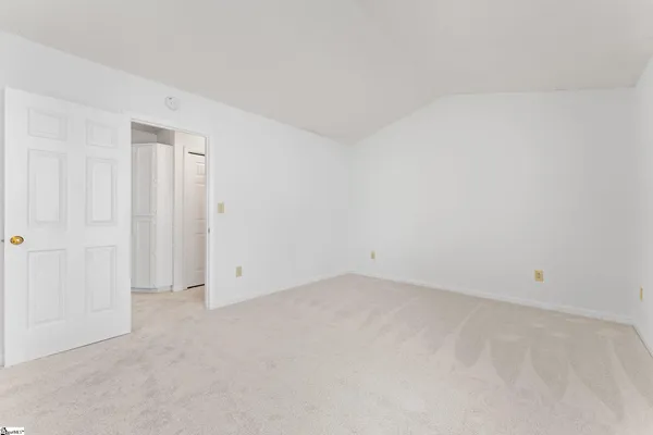 $230,000 | 40 Wood Pointe Drive, Unit 25, Greenville, SC 29615