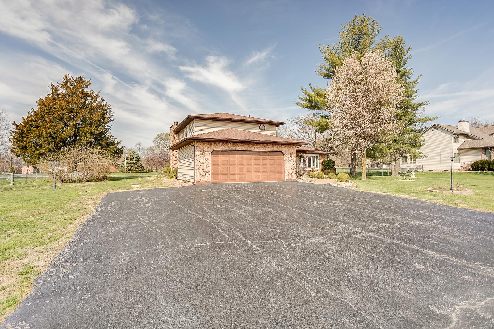 1039 Troy O'Fallon Road Troy, IL 62294 - Photo 5 of 48