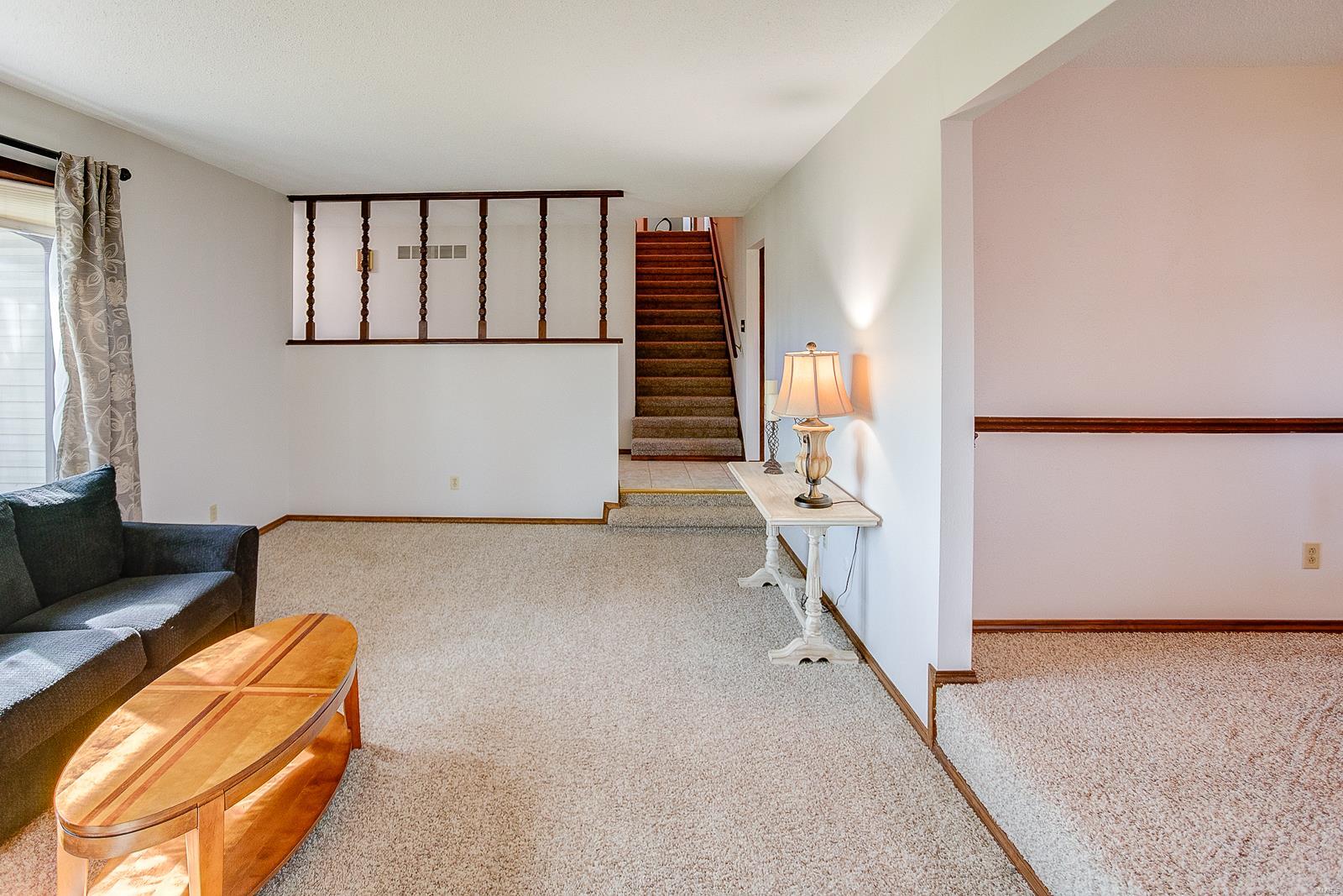 1039 Troy O'Fallon Road Troy, IL 62294 - Photo 8 of 48
