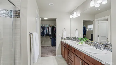 $799,900 | 22509 Southeast 283rd Street, Maple Valley, WA 98038