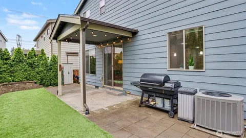 $799,900 | 22509 Southeast 283rd Street, Maple Valley, WA 98038