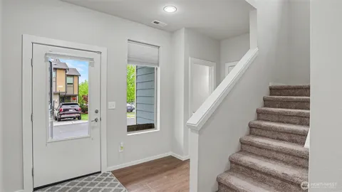$799,900 | 22509 Southeast 283rd Street, Maple Valley, WA 98038