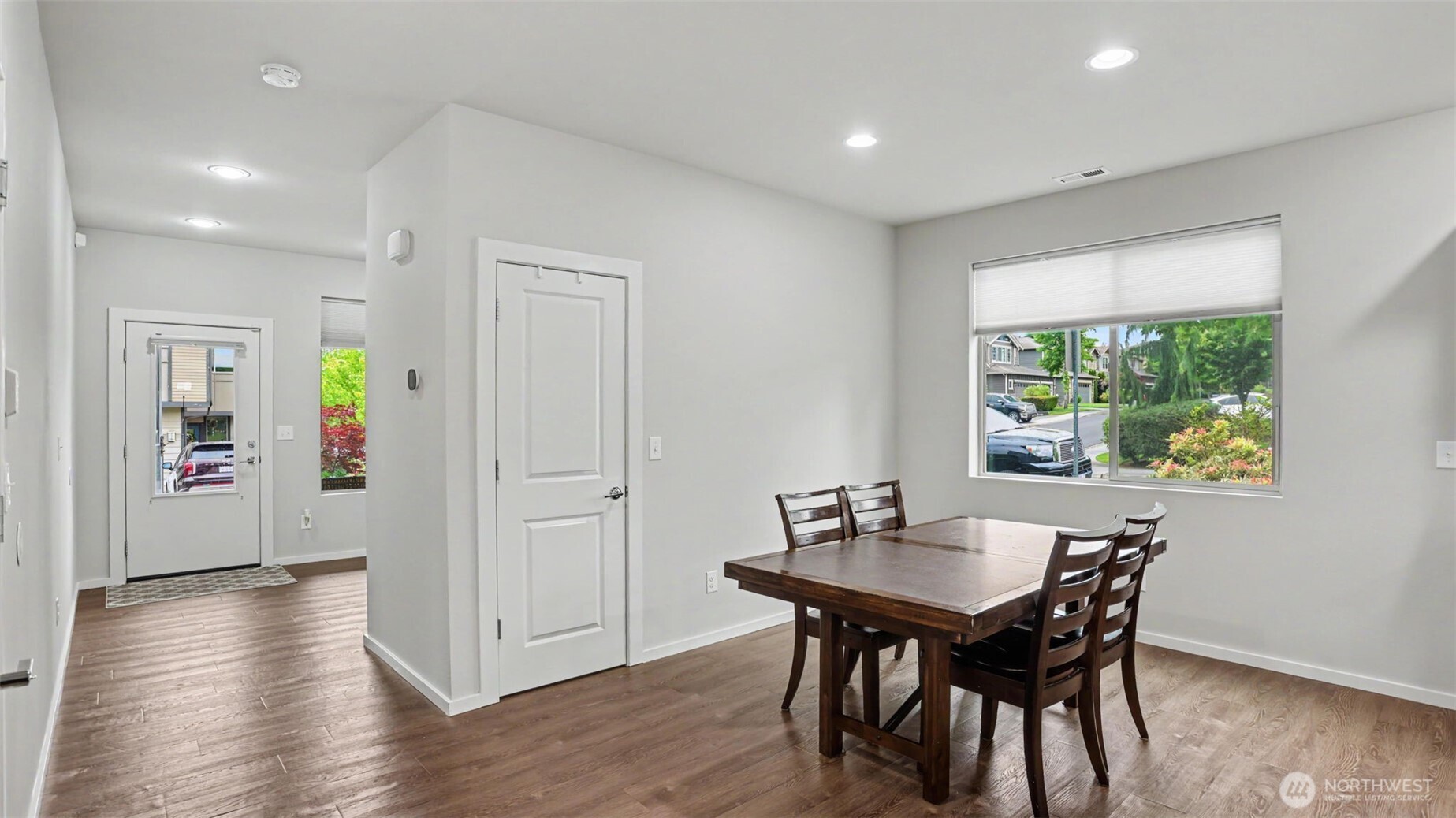 22509 Southeast 283rd Street Maple Valley, WA 98038 - Photo 4 of 26