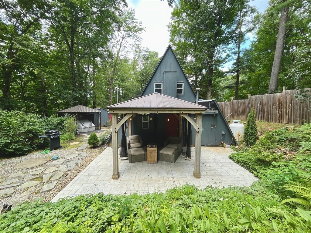 10 Crestwood Road Brimfield, MA 01010 - Photo 13 of 24 Gallery Image 13