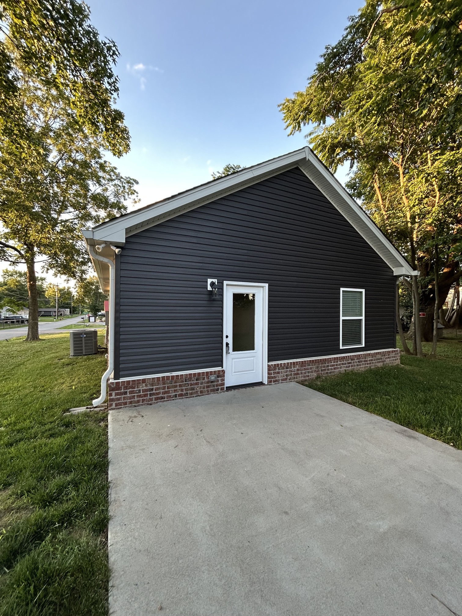 306 Church Street Portland, TN 37148 - Photo 2 of 28