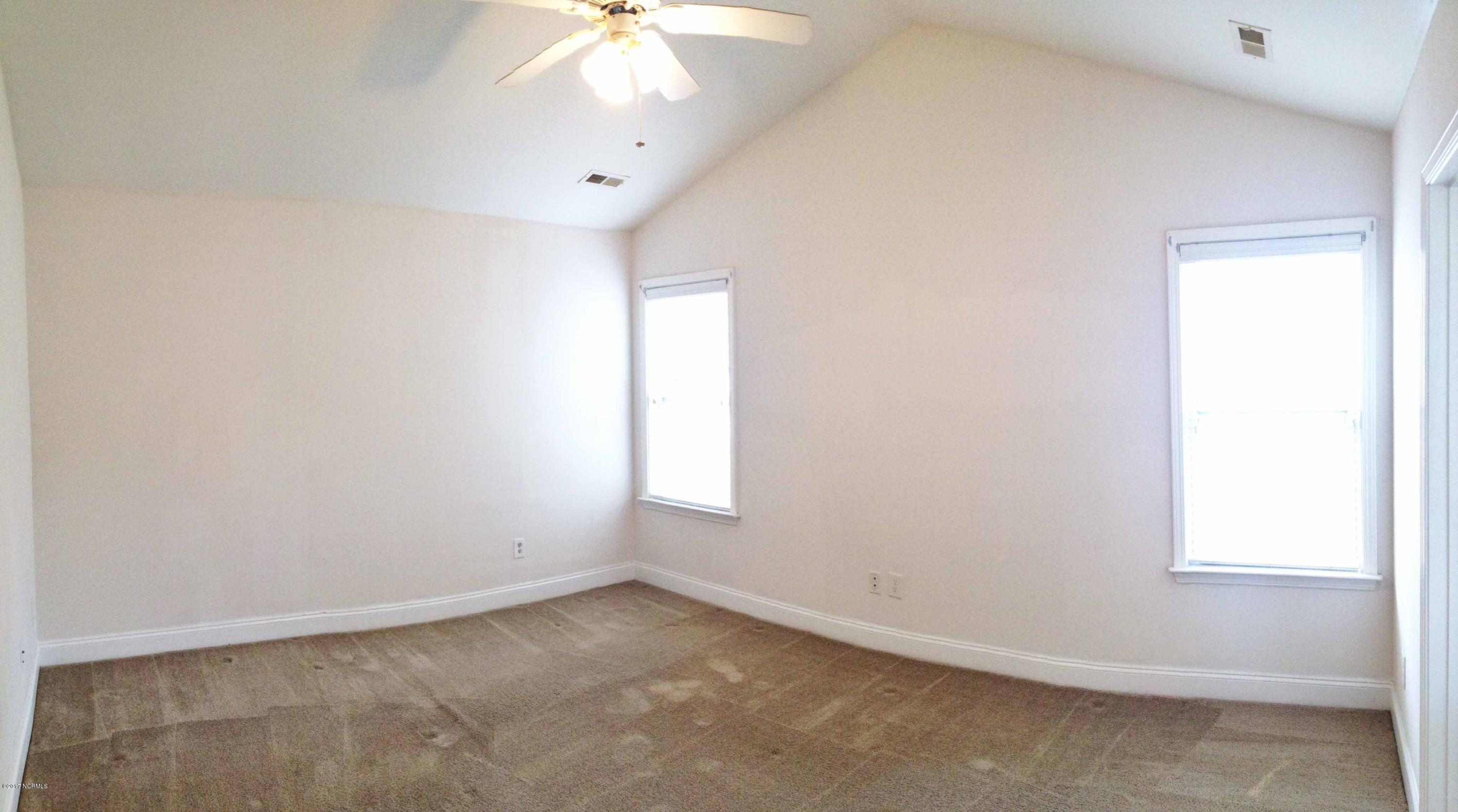109 Watersfield Road Leland, NC 28451 - Photo 2 of 8 109 Watersfield002