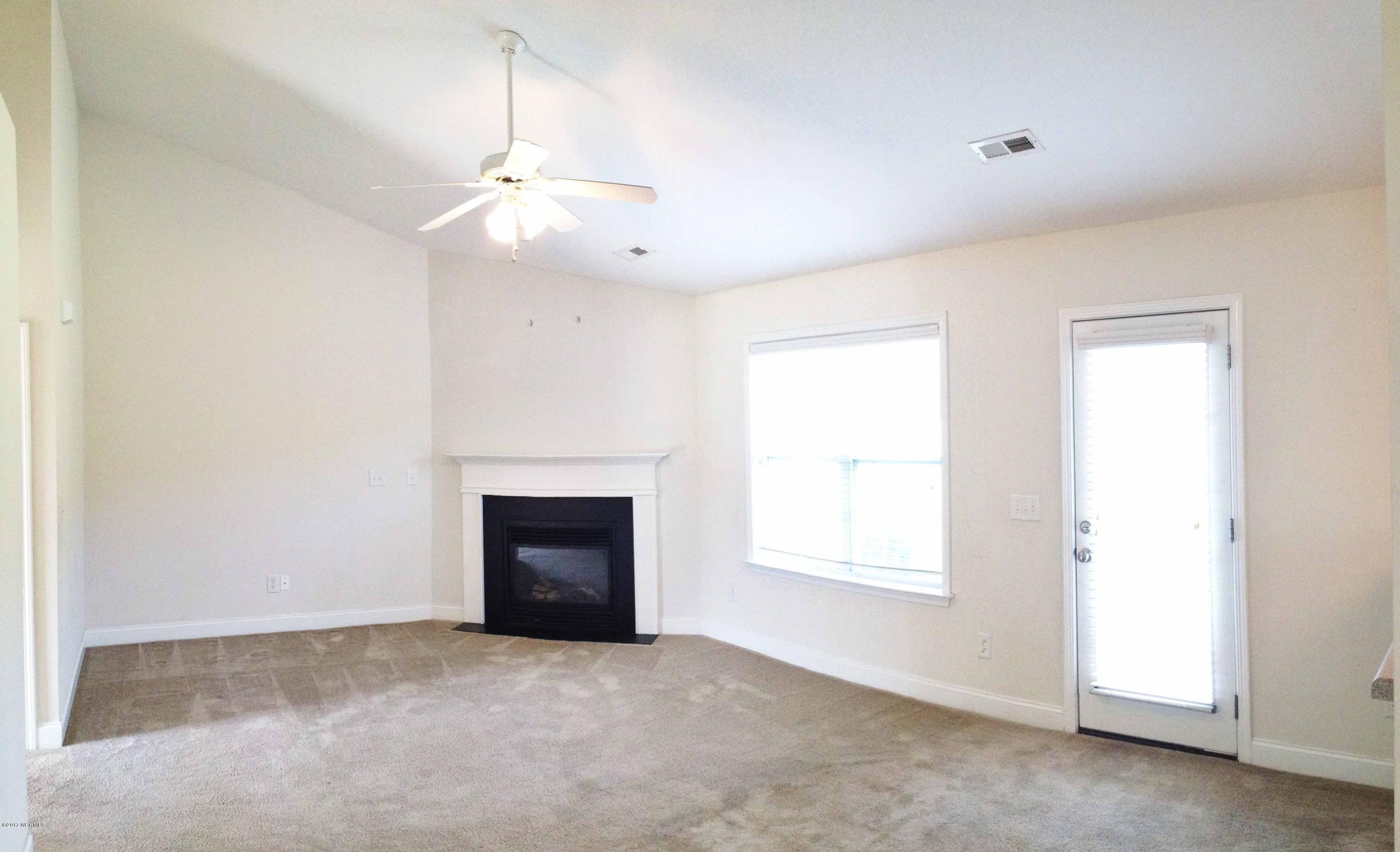 109 Watersfield Road Leland, NC 28451 - Photo 3 of 8 109 Watersfield003