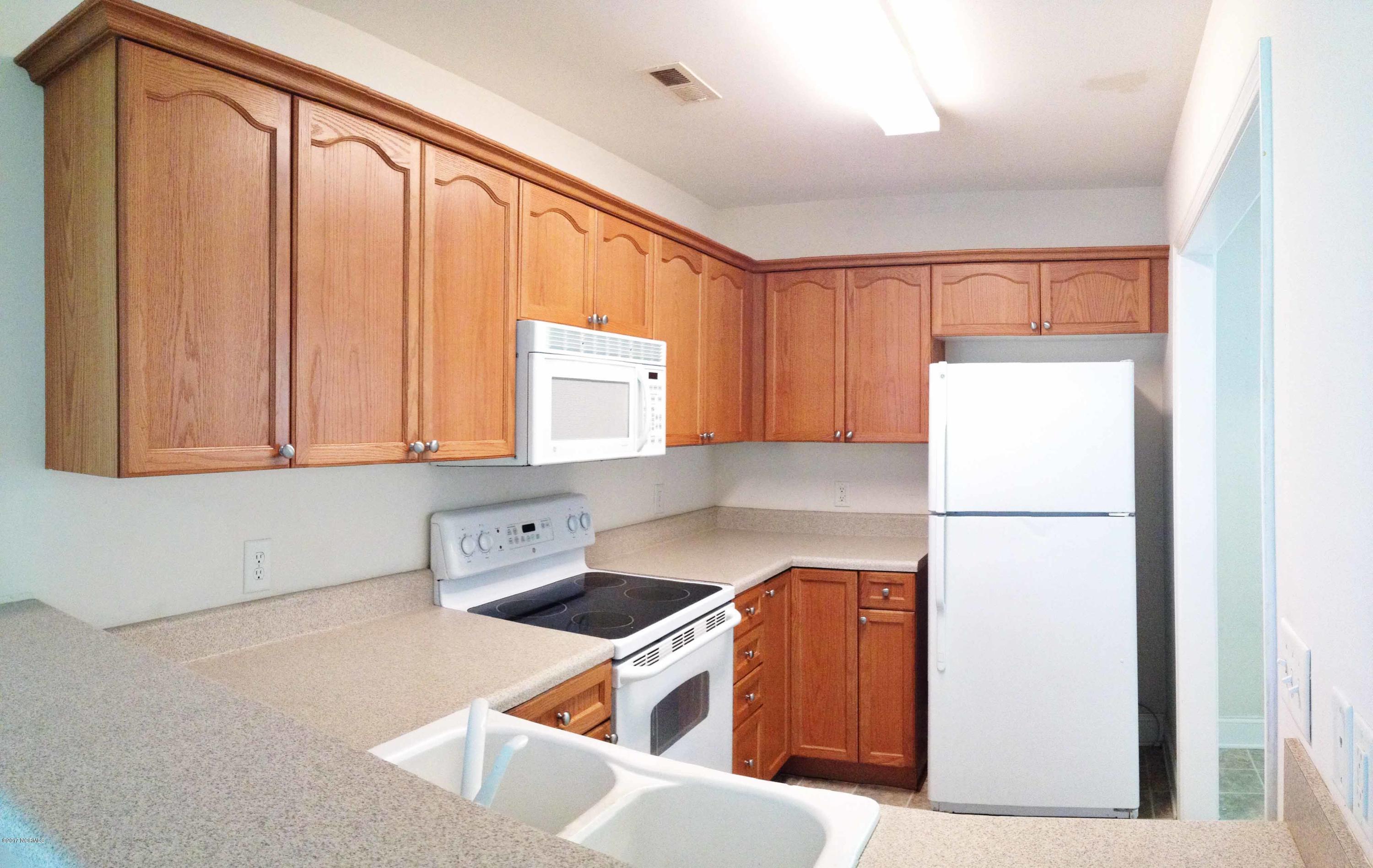 109 Watersfield Road Leland, NC 28451 - Photo 6 of 8 109 Watersfield006