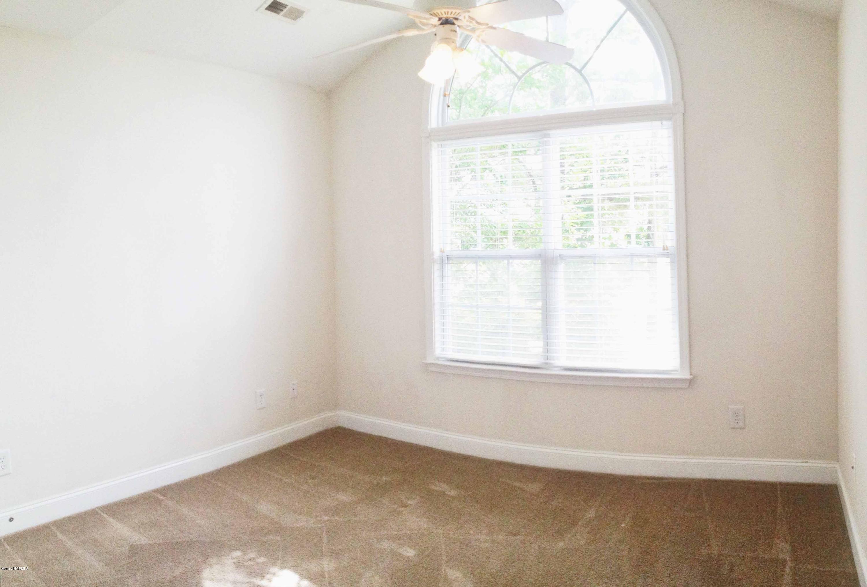 109 Watersfield Road Leland, NC 28451 - Photo 7 of 8 109 Watersfield007