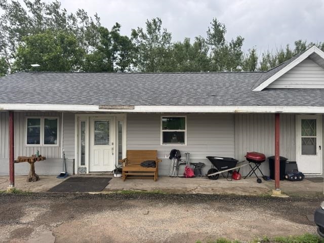 W17185 County Rd M Tigerton, WI 54486 - Photo 2 of 9