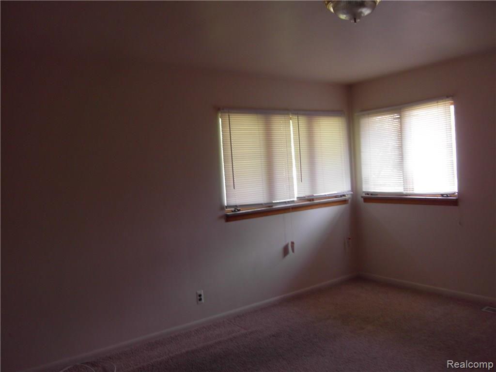 27100 Colgate Street Inkster, MI 48141 - Photo 18 of 27 Third bedroom, with large windows