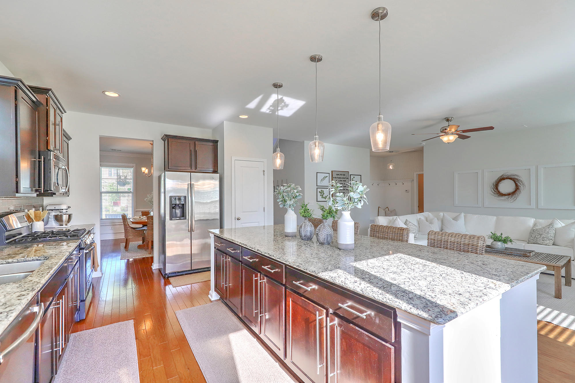 1208 Raven Road Hanahan, SC 29410 - Photo 11 of 38 IMG_8872_3_4