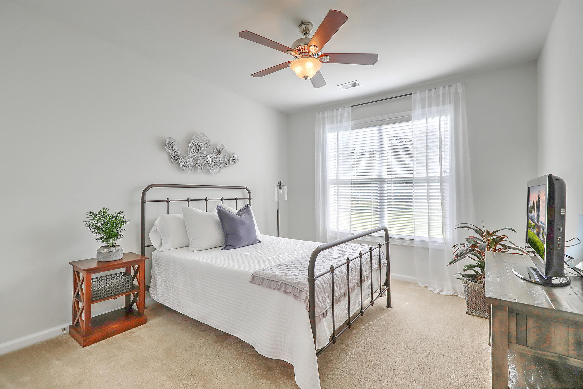 1208 Raven Road Hanahan, SC 29410 - Photo 19 of 38 IMG_8896_7_8