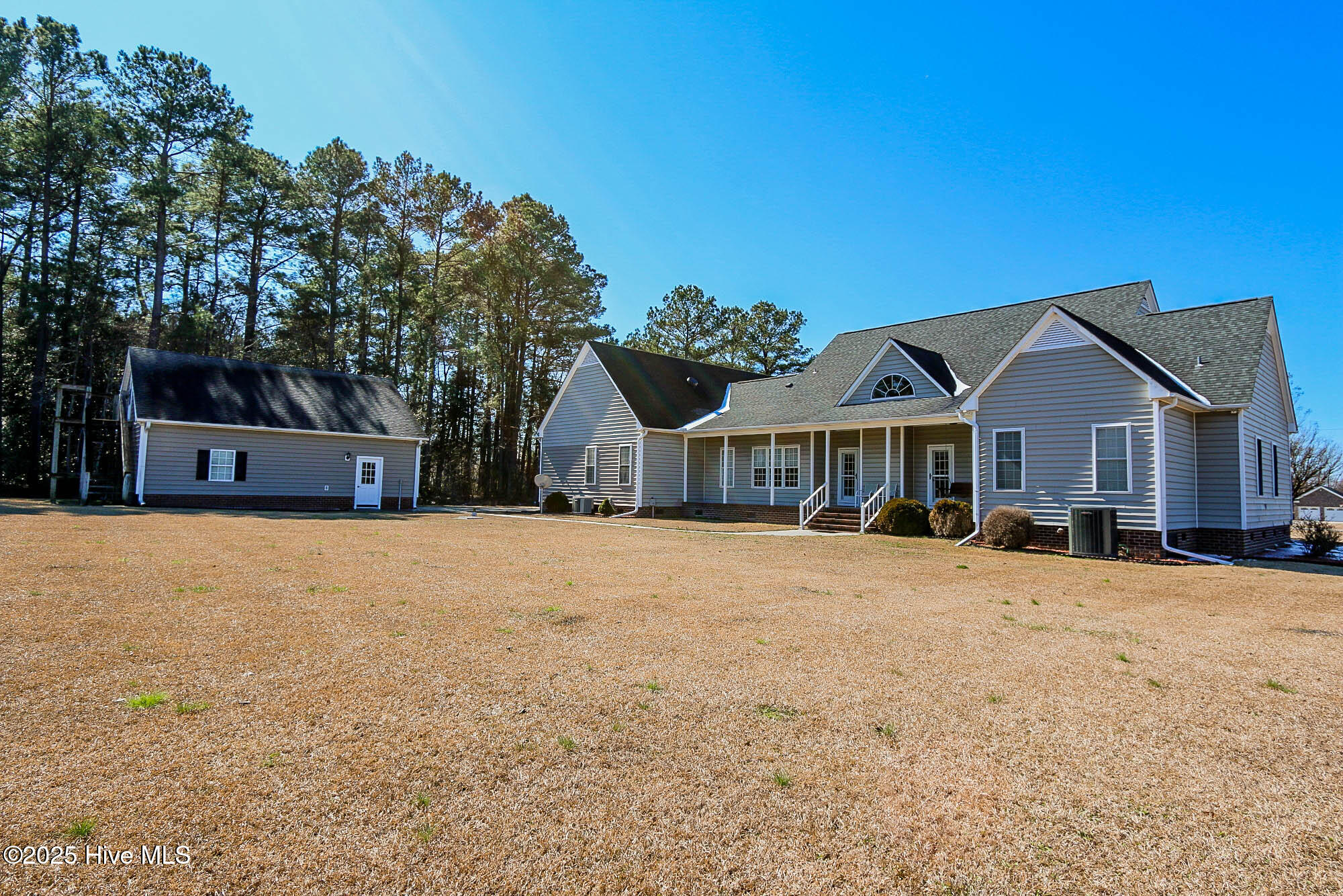 2911 Alton Phillips Road Kinston, NC 28504 - Photo 5 of 38 IMG_5028