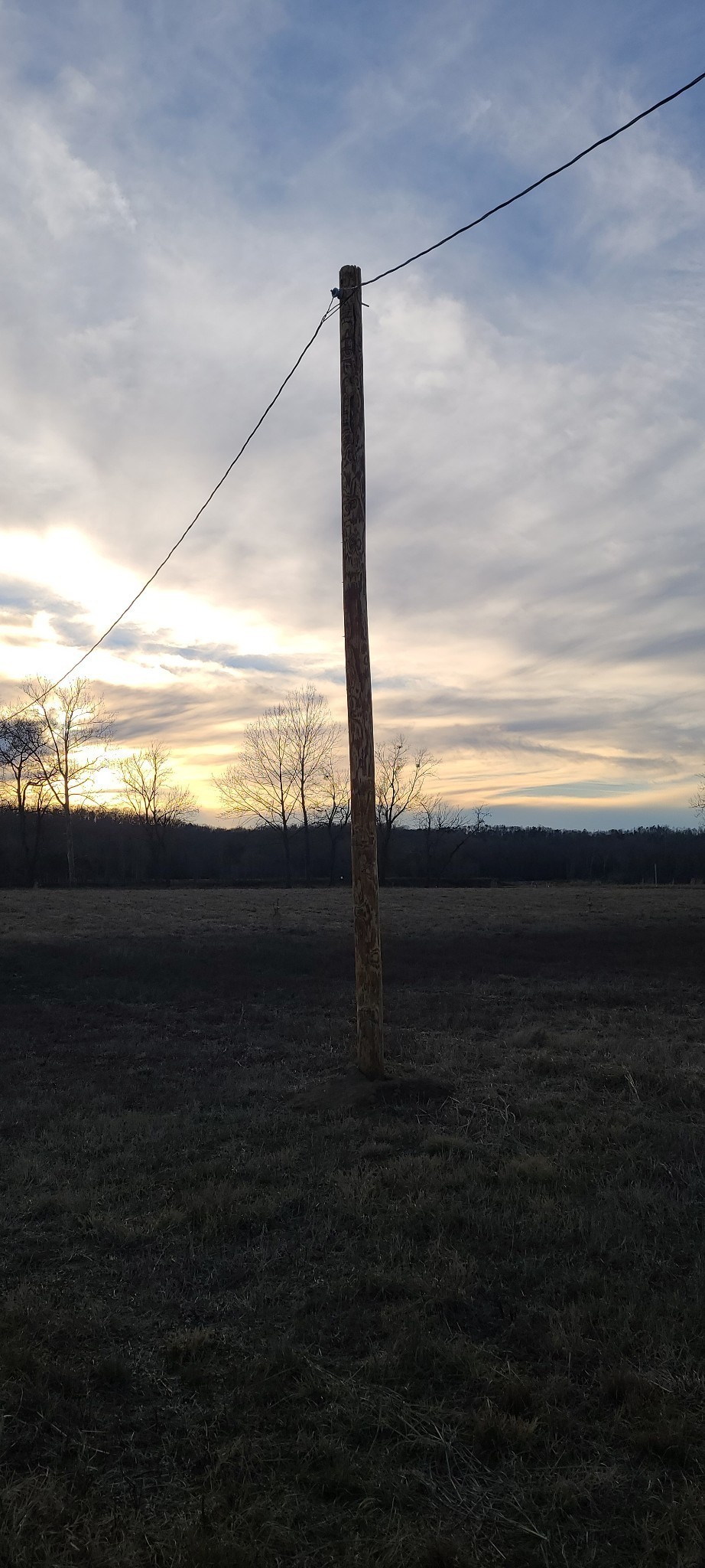 199 Hardin Bottom River Road Clifton, TN 38425 - Photo 14 of 35 a view of ocean from a balcony