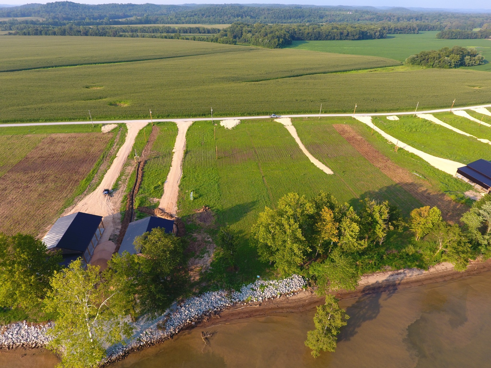199 Hardin Bottom River Road Clifton, TN 38425 - Photo 4 of 35 a view of an outdoor space and a lake view