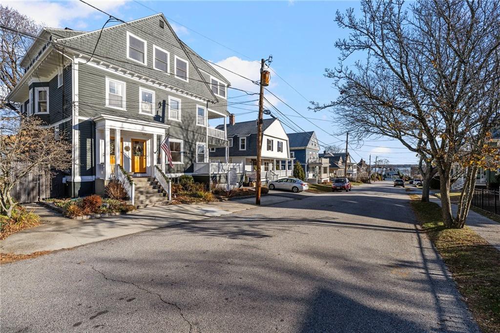 73 Bayside Avenue, Unit 1 Warwick, RI 02888 - Photo 2 of 33