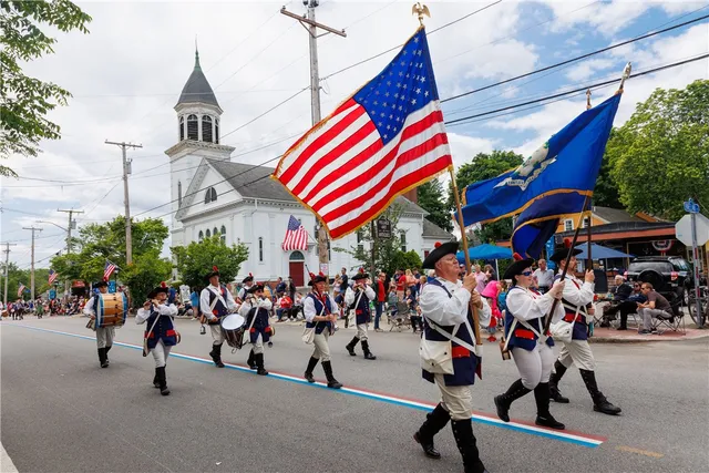 $2,500 | 73 Bayside Avenue, Unit 1, Warwick, RI 02888