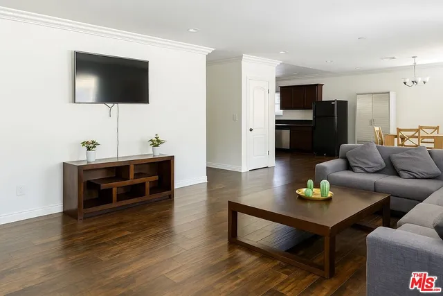 $6,750 | 1253 West 35th Street, Los Angeles, CA 90007