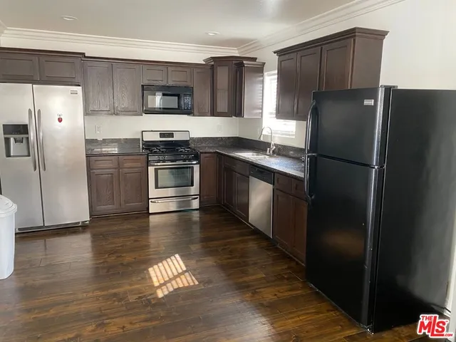 $6,750 | 1253 West 35th Street, Los Angeles, CA 90007