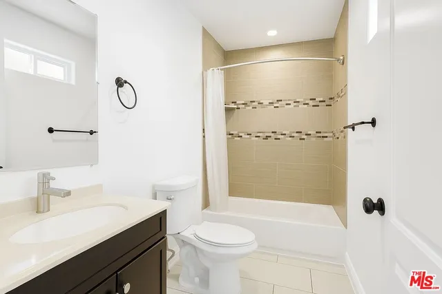 $6,750 | 1253 West 35th Street, Los Angeles, CA 90007