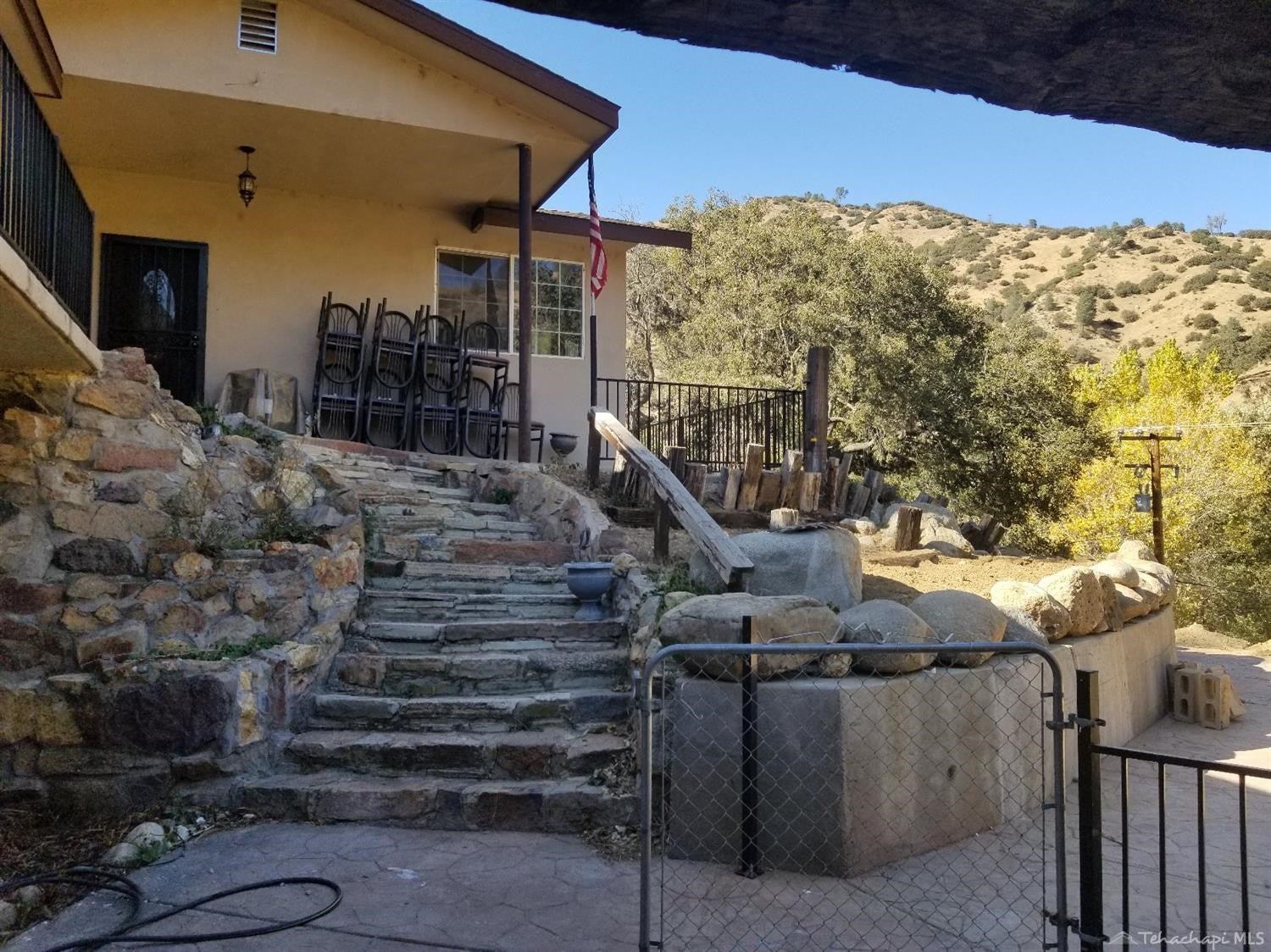 19318 Caliente Creek Road Caliente, CA 93518 - Photo 8 of 26 Gallery Image 8