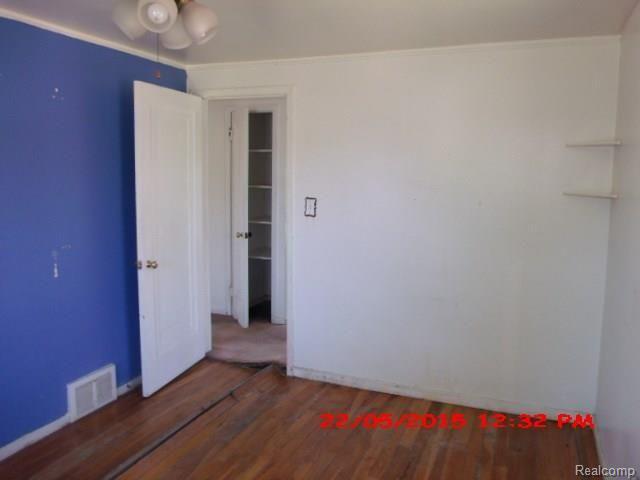 8847 Farmbrook Street Detroit, MI 48224 - Photo 9 of 16