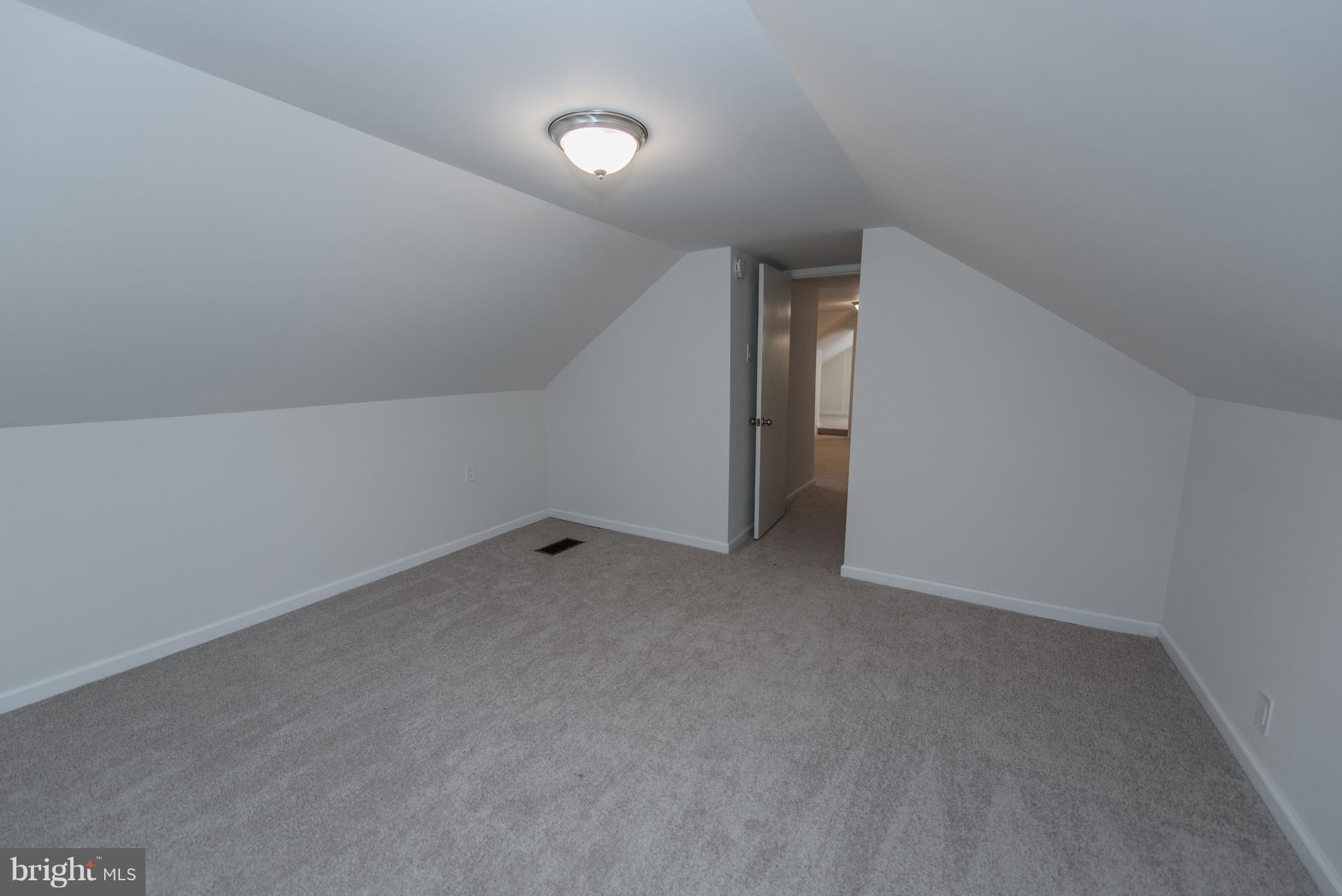 14717 White Oak Ridge Hancock, MD 21750 - Photo 12 of 51 Gallery Image 12