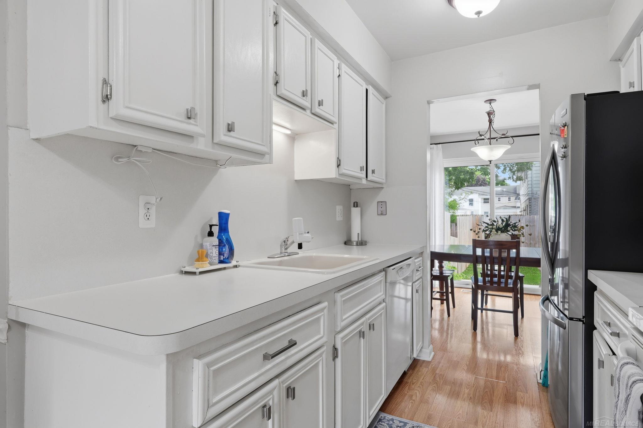 119 Manor Way Rochester Hills, MI 48309 - Photo 16 of 29