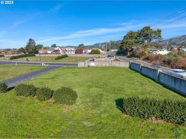 $210,000 | 97972 Sea Breeze Way, Unit 19, Brookings, OR 97415