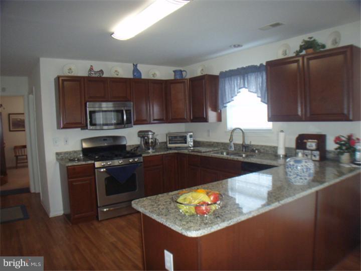 28 Winding Road Newark, DE 19702 - Photo 5 of 24 Kitchen