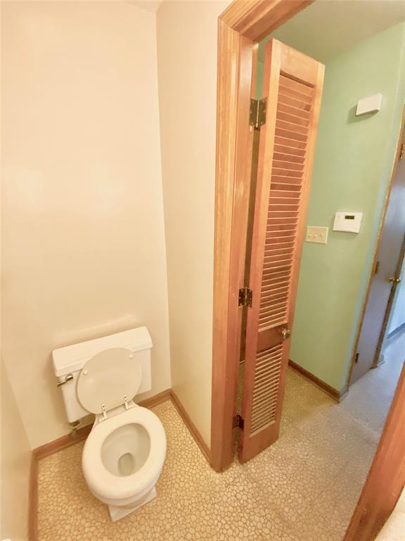 5281 Roxbury Road Indianapolis, IN 46226 - Photo 54 of 57 Gallery Image 54