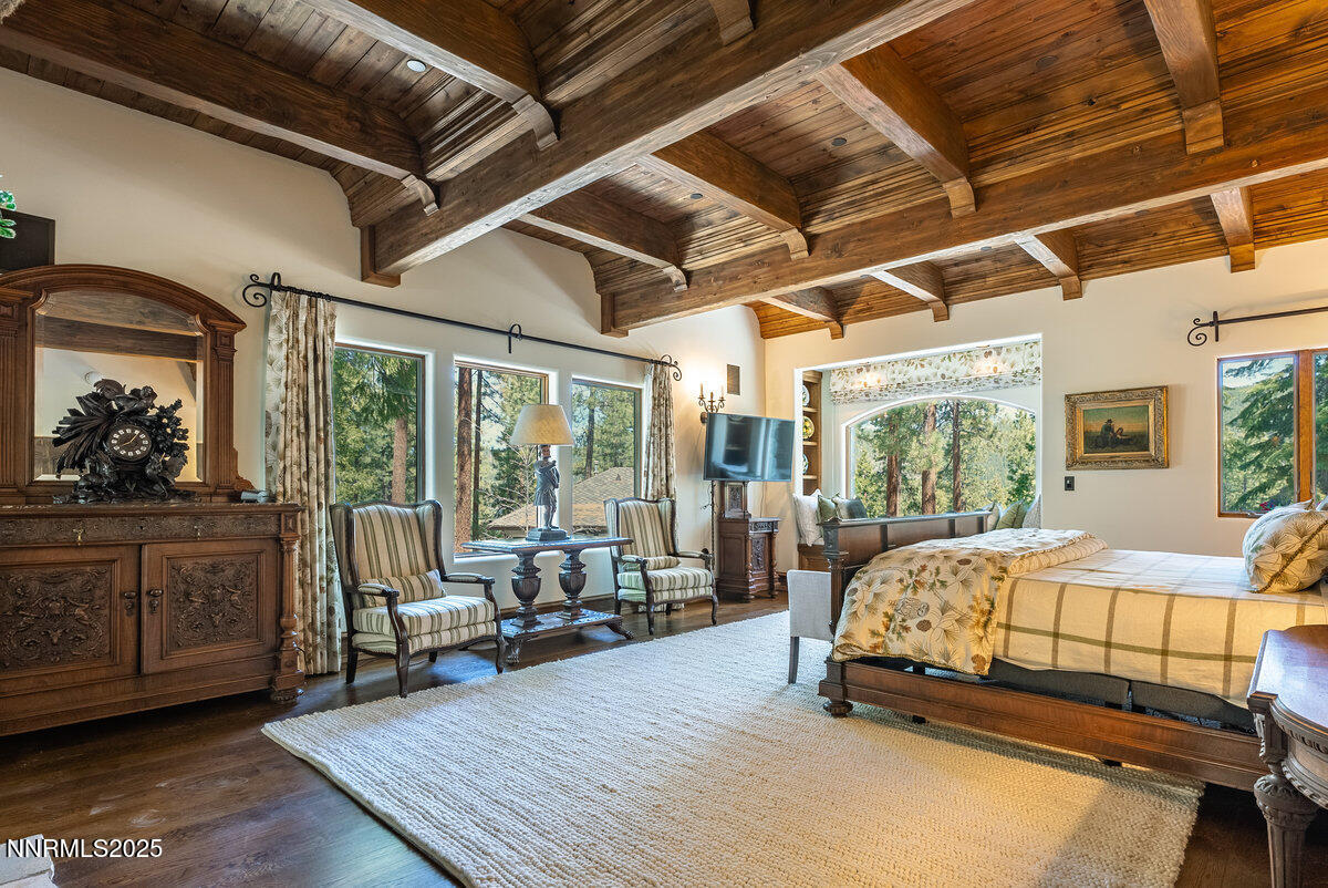 190 Yellow Jacket Road Glenbrook, NV 89413 - Photo 7 of 42 a bed room with a bed and a couch