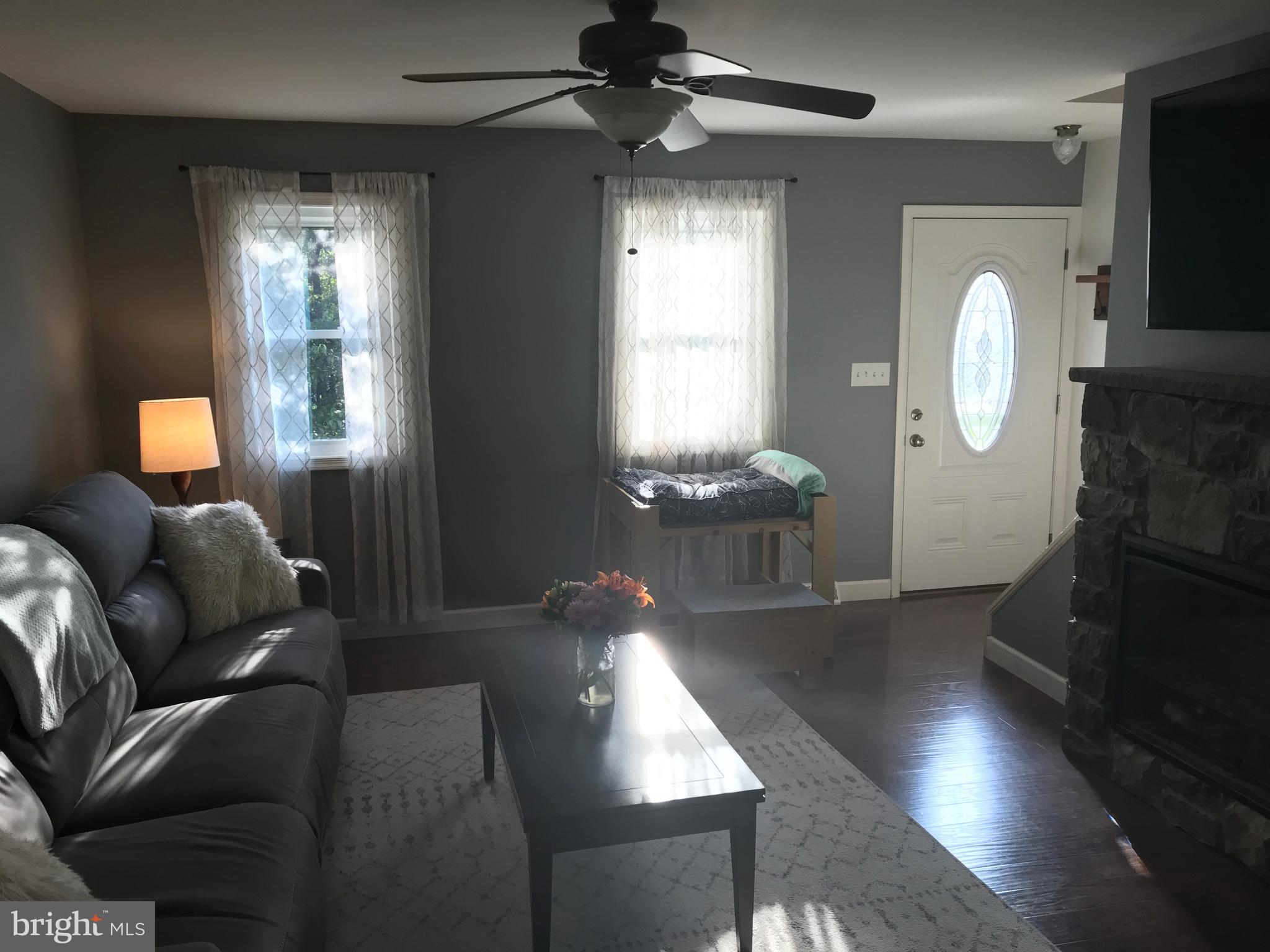 195 River Road Pequea, PA 17565 - Photo 14 of 77 a living room with furniture and a window