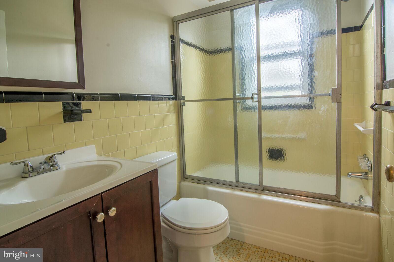 3217 Marnat Road Pikesville, MD 21208 - Photo 18 of 25 Bath