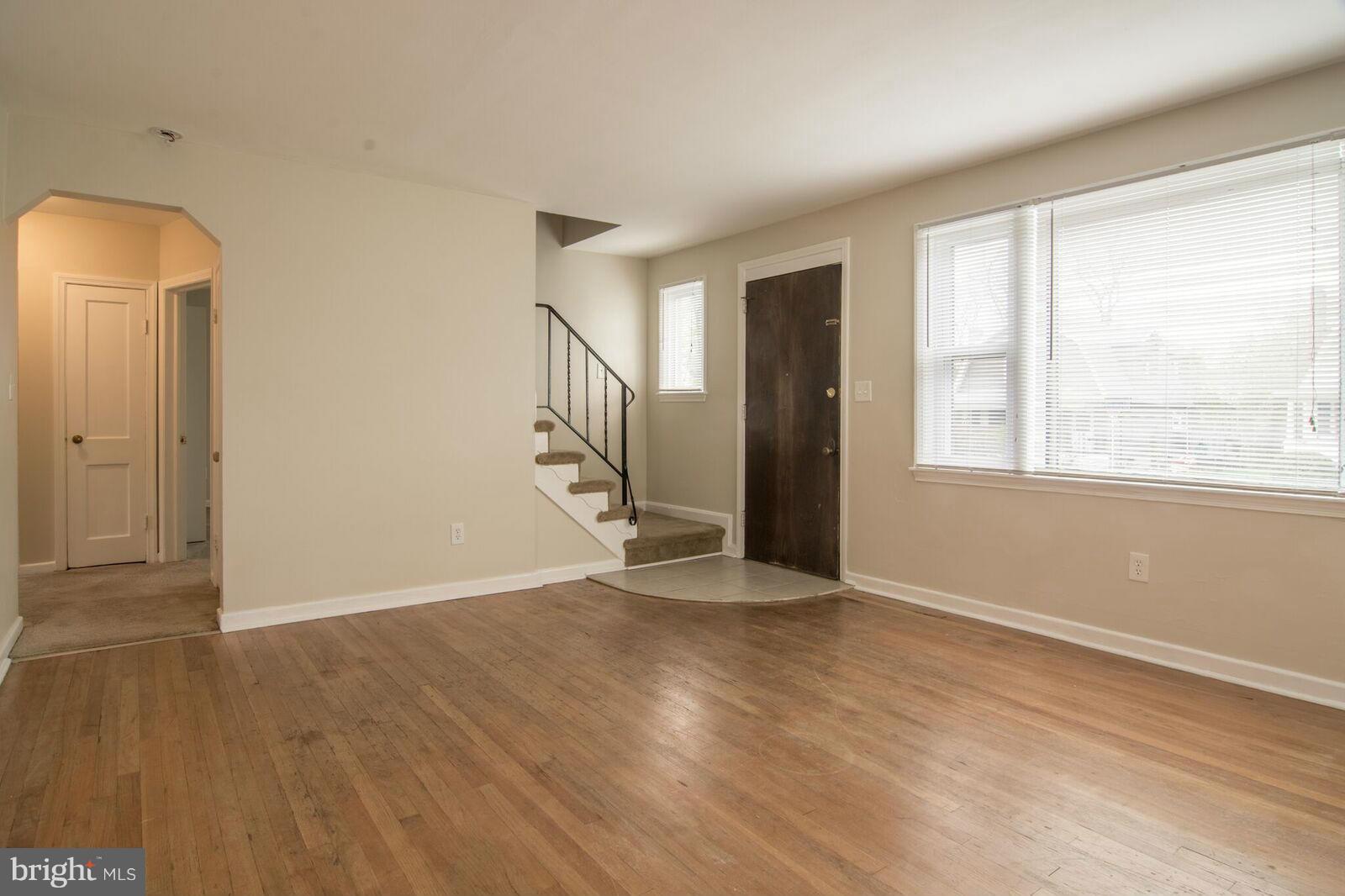 3217 Marnat Road Pikesville, MD 21208 - Photo 3 of 25 Living Room