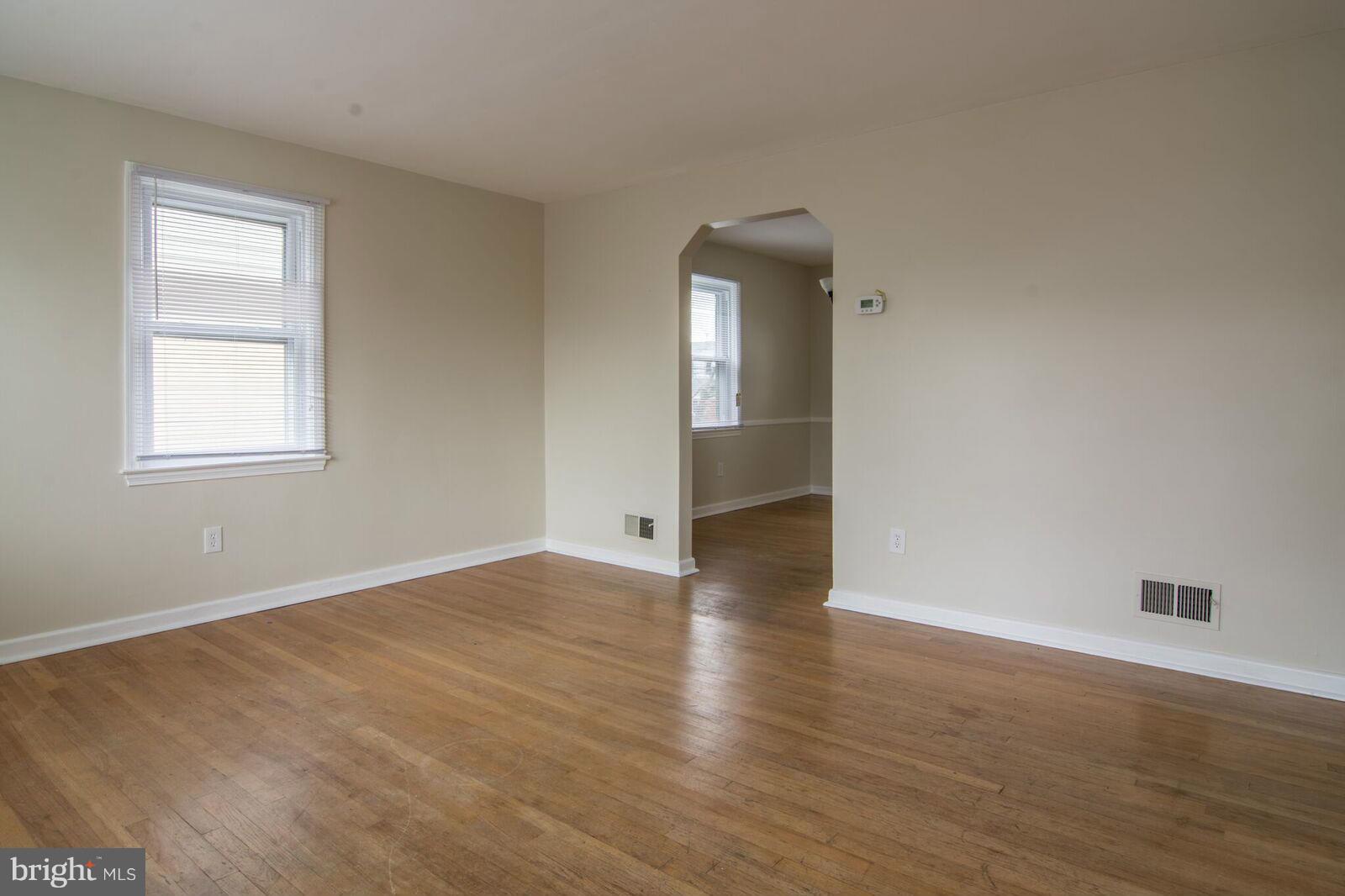 3217 Marnat Road Pikesville, MD 21208 - Photo 4 of 25 Living Room