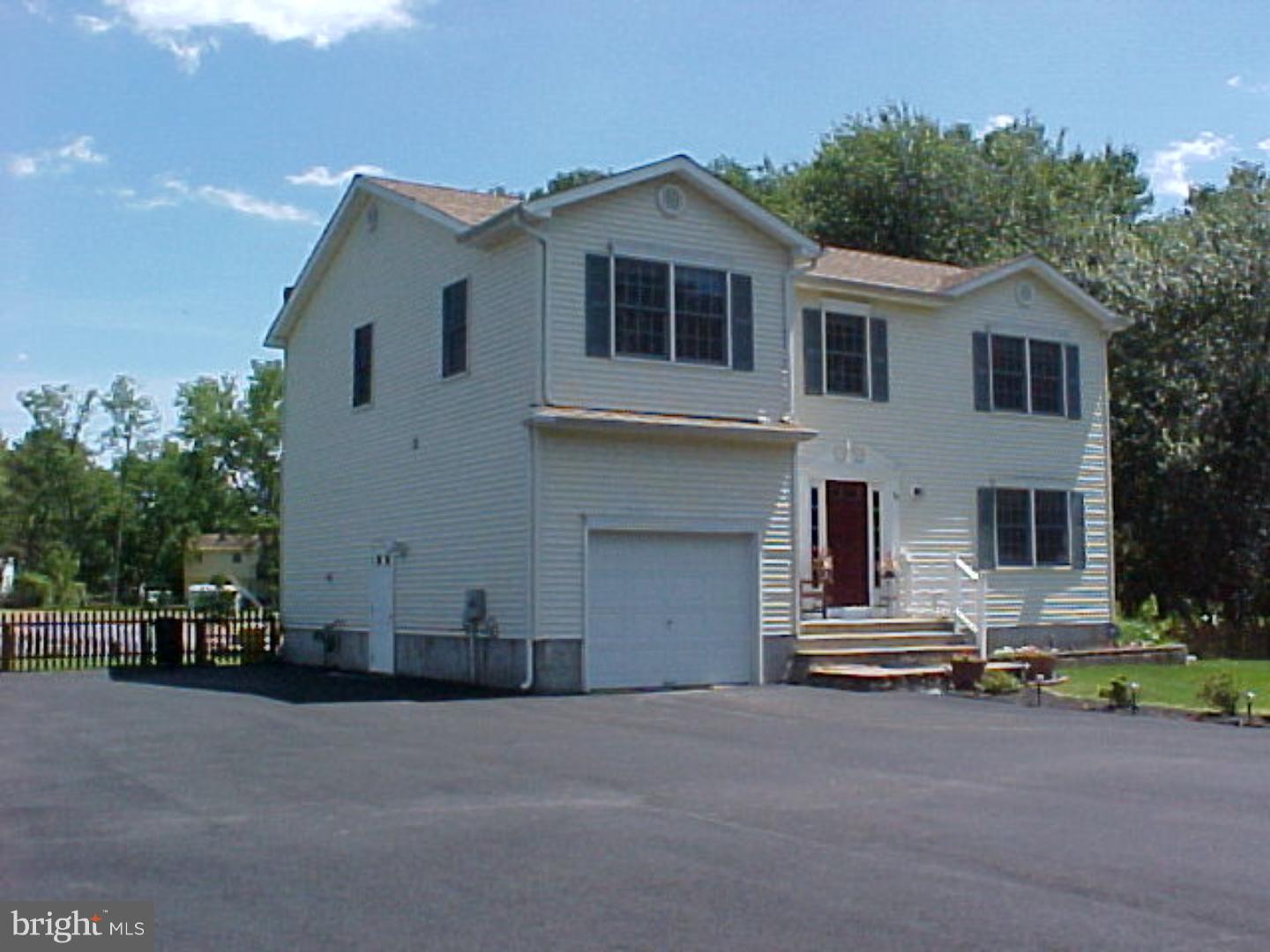 98 Split Rock Road Browns Mills, NJ 08015 - Photo 5 of 24