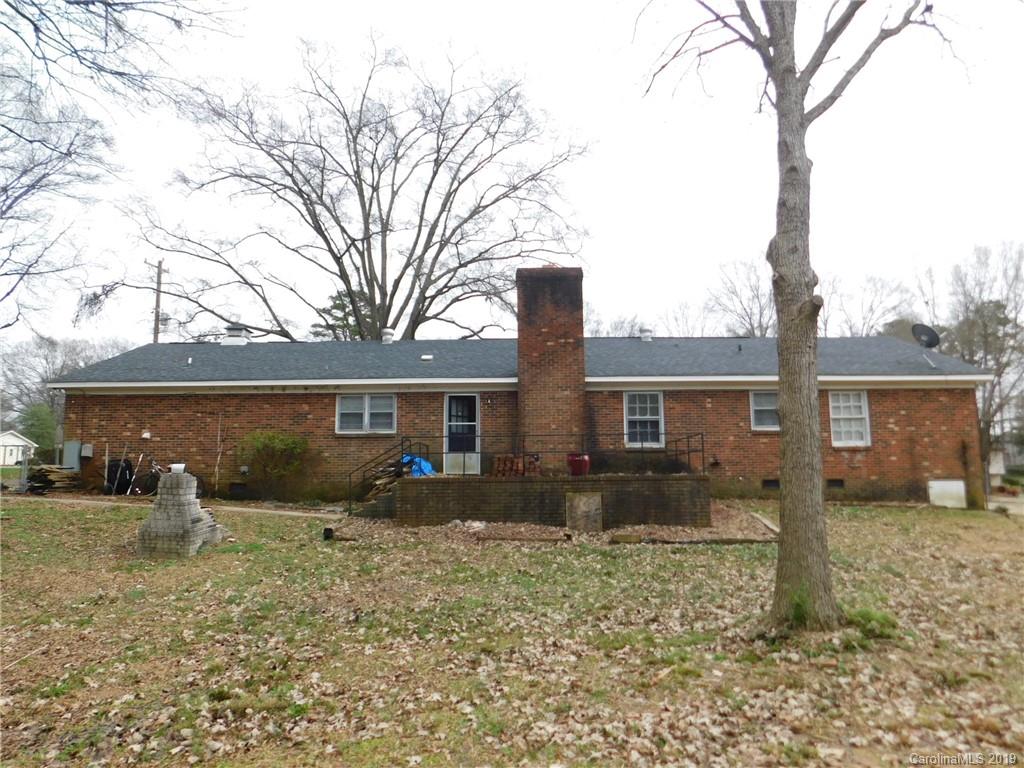 4843 Cheviot Road Charlotte, NC 28269 - Photo 3 of 19