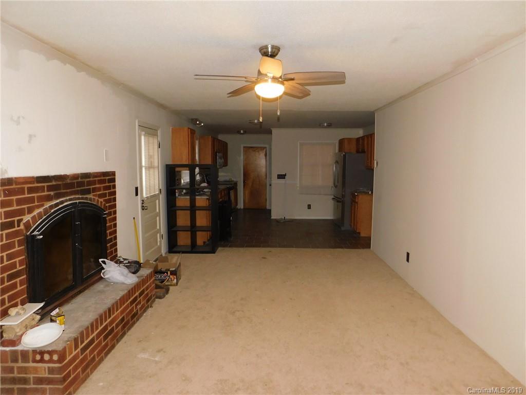 4843 Cheviot Road Charlotte, NC 28269 - Photo 4 of 19