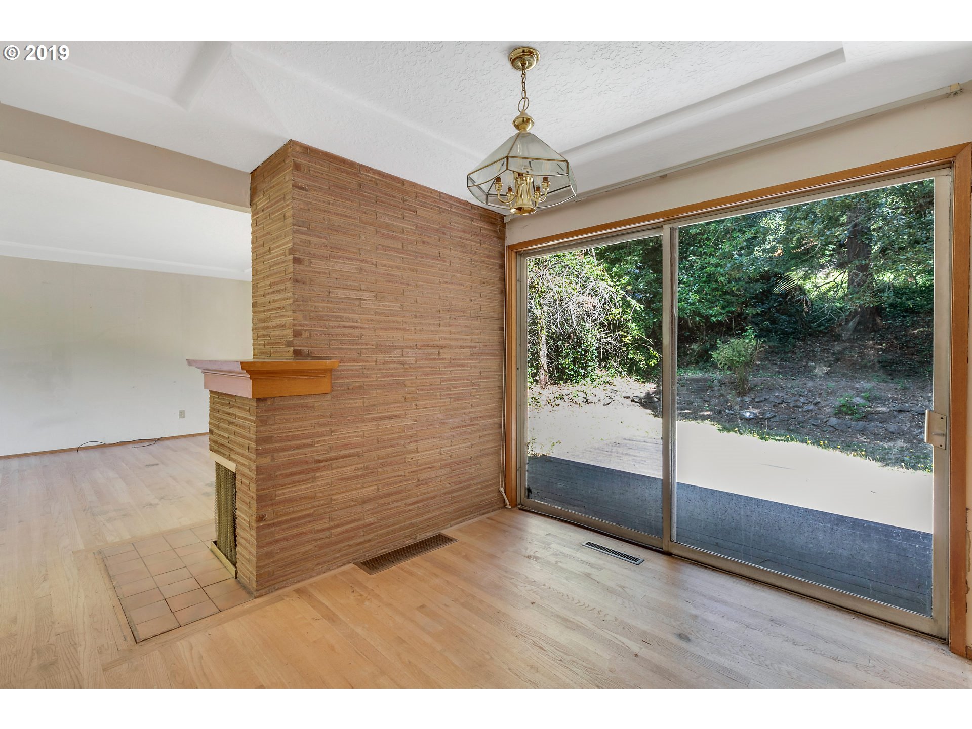 2225 Southwest Mitchell Street Portland, OR 97239 - Photo 6 of 32 Gallery Image 6