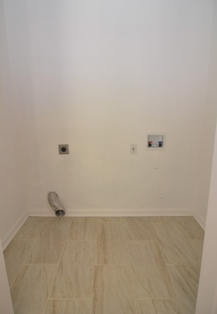3426 Edgewood Road Columbus, GA 31907 - Photo 12 of 42 Laundry Room