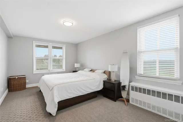 $389,000 | 241-20 Northern Boulevard, Unit 5B | Douglaston